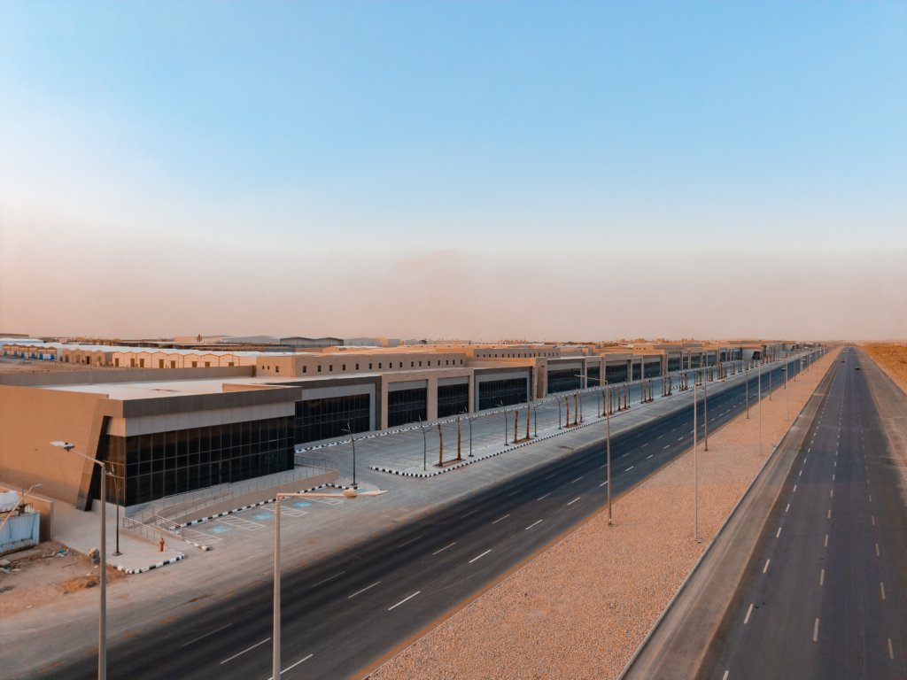 Glass frontages of the commercial showrooms built by Lamsat Injaz